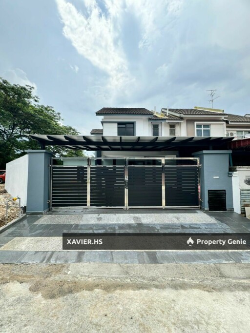 Taman Sierra Perdana Double Storey Corner Lot