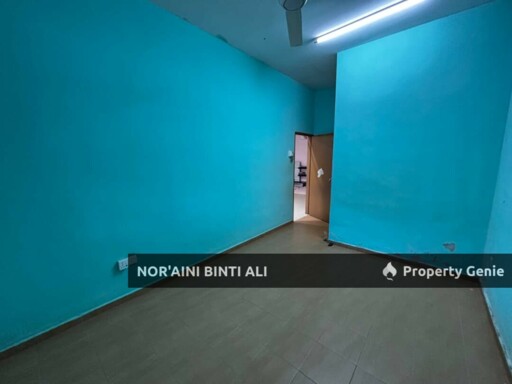 *RUMAH TERES SETINGKAT DI KG PADANG PERMAI, Kuantan, Pahang