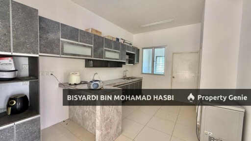 Facing Open Corner Lot Renovated Double Storey Tiara Sendayan Presint 2 Labu, Negeri Sembilan.