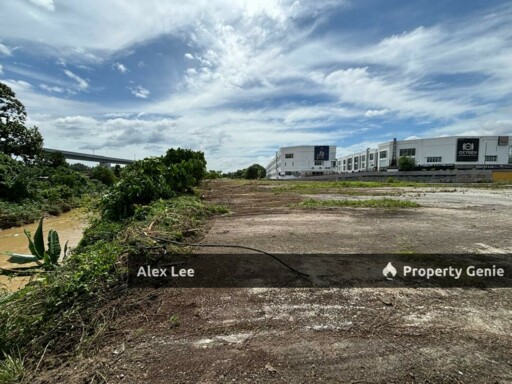 Frontage Commercial Land for Rent @ Silk Highway | High-Traffic Location for Retail, F&B, or Logistics
