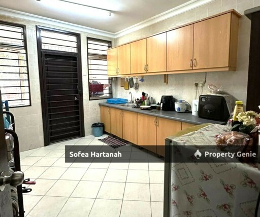 Corner Unit 2 Storrey Terrace Precinct 14, Putrajaya