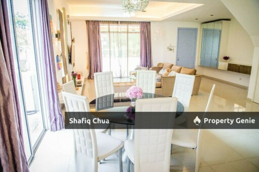 CORNER I SPACIOUS PARKING I FULLY FURNISHED I ASTER 3 Storey Superlink D'Impian Tropika, Seri Kembangan