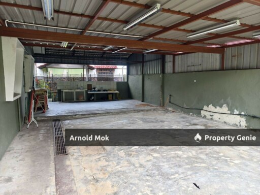 2 storey Bungalow House at Jalan Dapat Kampung Bahru, Johor Bahru for Rent