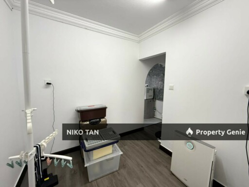 Jalan Makmur Double Storey Fully Renovated For Sale