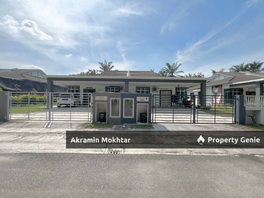 FREEHOLD, FACING OPEN & RENOVATED | 1 STOREY 𝐒𝐄𝐌𝐈-𝐃 HOUSE,  TAMAN DESA KENCANA,  MERU KLANG