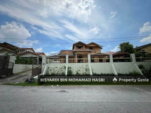 NEAR SCHOOL & SURAU, 2 STOREY BUNGALOW SEKSYEN 3, BANDAR BARU BANGI, BANGI .