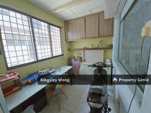 Kuala Kangsar Freehold Double Storey Corner House