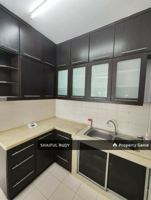 WANT TO SELL. PARK AVENUE CONDOMINIUM DAMANSARA DAMAI
