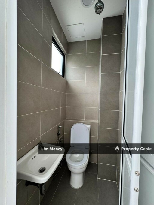 D'Pristine Medini Iskandar Puteri 3+1Bedroom Apartment For Rent