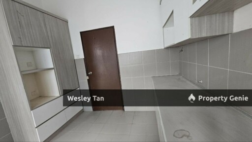 Below Value RM140,000 2 Storey Cluster 2055sqft Freehold 24/7 Guarded