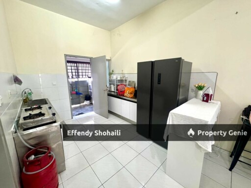 LAMAN ORKID NILAI IMPIAN TERRACE