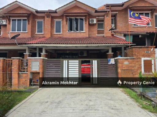Extended Kitchen | 2 Storey Intermediate Terrace @ Alam Budiman, Seksyen U10, Shah Alam