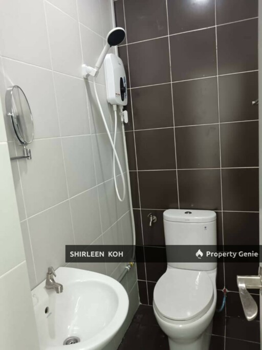 Female Room for Rent at Austin Regency @ Taman Mount Austin
