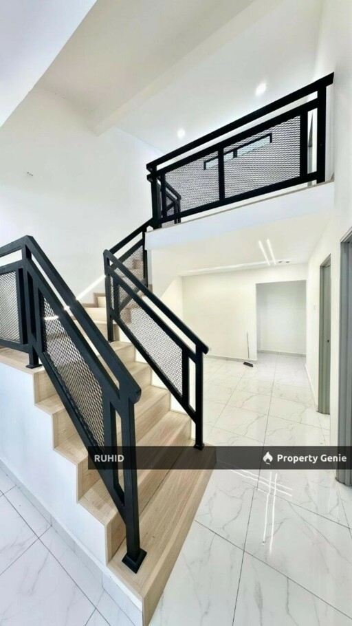 Freehold Single Storey Terrace House | 4 Bedrooms | Fully Renovated | Taman Rinting Masai