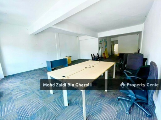 3 Storey Shop Office Presint 8