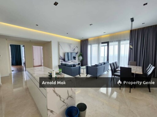 5 Bedrooms Condominium at The Astaka For Rent