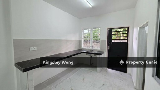 Gunung Rapat Pekan Razaki Double Storey Terrace House Newly renovated Near Ampang Ipoh Simpang Pulai