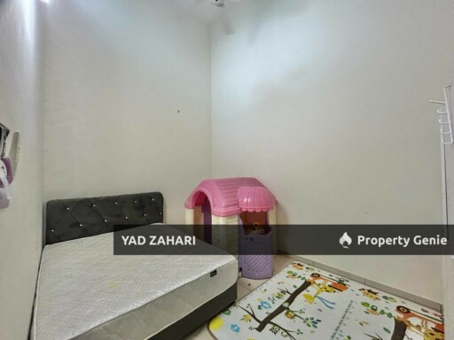 Taman Bentara, Telok Panglima Garang | Single Storey Semi-D 4 Bedrooms | RM485K - Good Condition and Semi Furnished