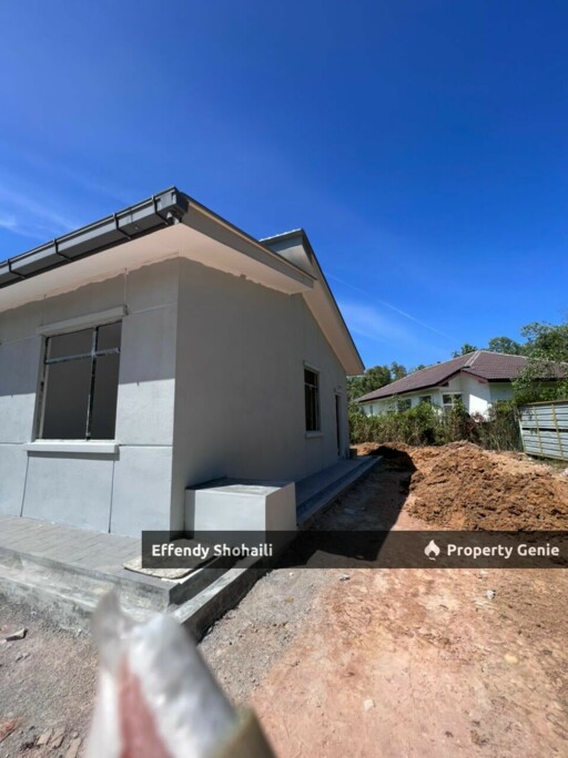 MAHKOTA HILLS LENGGENG BUNGALOW LOTUS