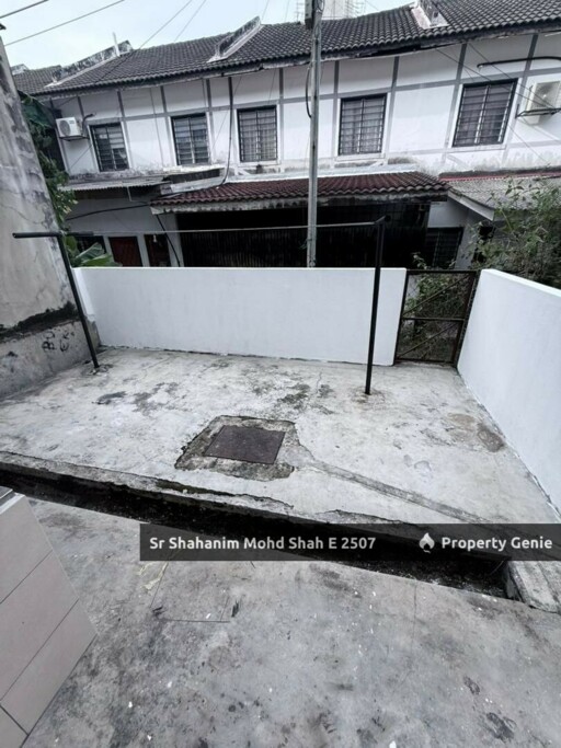 Double Storey Terrace Lorong Cakera Purnama, Fasa 3, Puncak Alam Selangor