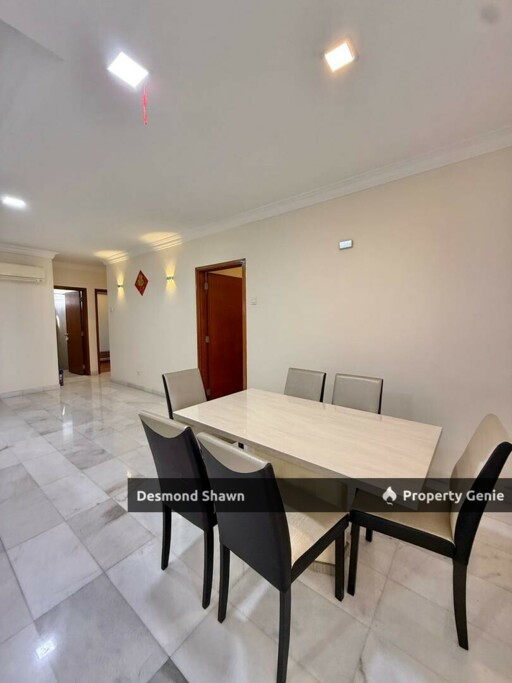 Stulang view Condominium