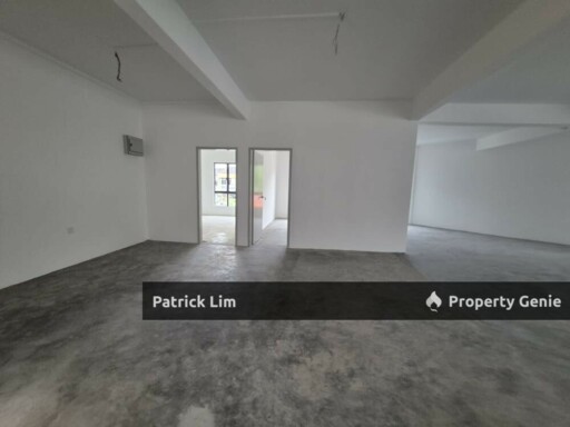Taman Megah Bukit Beruang ShopLot🔥For Sale🔥