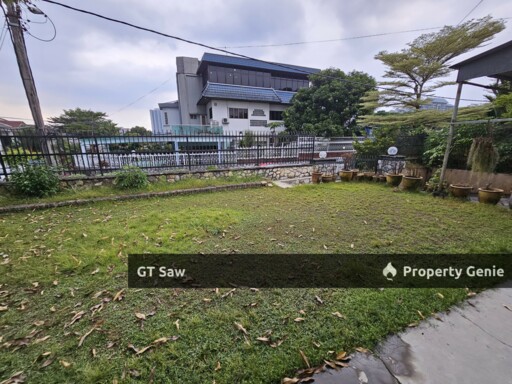 1.5 Storey Bungalow Taman Taynton View Cheras KL For Rent