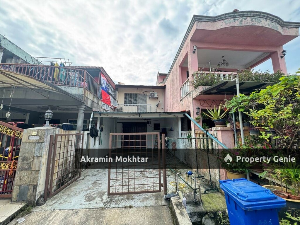 Double Storey Terrace Renovated Seksyen 19 Shah Alam Walking Distance KPJ Hospital