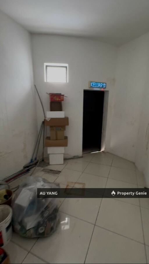Jalan Sri Bahari George Town Pulau Pinang Ground Floor Shoplot For Rent 商业店面出租