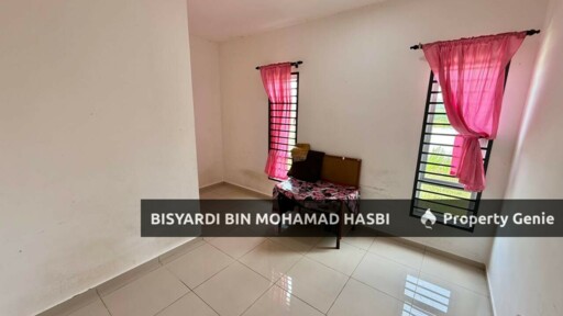 Facing Open Corner Lot Renovated Double Storey Tiara Sendayan Presint 2 Labu, Negeri Sembilan.