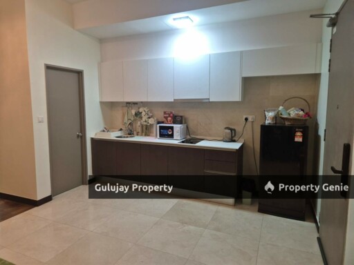 Seaview Studio Room Unit At Silverscape Service Condominium For Sales