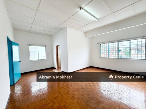 Freehold, End Lot & Renovated | Double Storey Bandar Puchong Jaya , Puchong