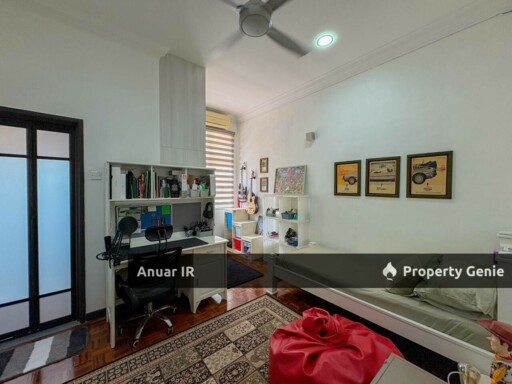 Corner Lot Bungalow Rasah Kemayan Seremban 2