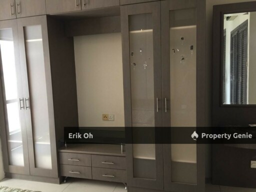 East Lake Residence Seri Kembangan  For Sale Corner Unit 1093sqft