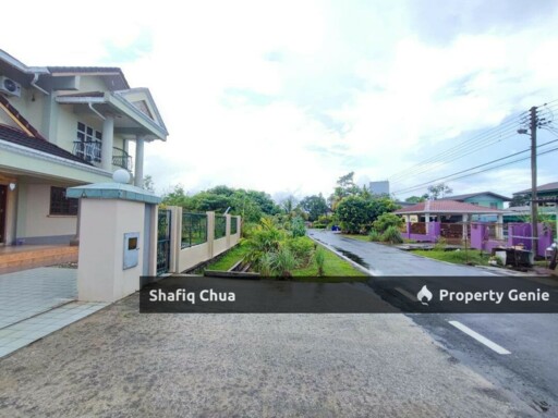 Double Storey Bungalow House Lorong Diplomatik, Kuching For Sale