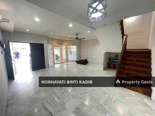 DOUBLE STOREY BUKIT SETONGKOL KG JAWA KUANTAN