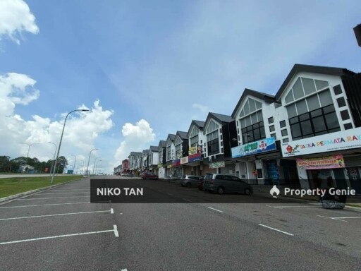 For Rent 3 Storey Shop Lot @ Ixora Park City, Jalan Siantan, Meridin East Pasir Gudang