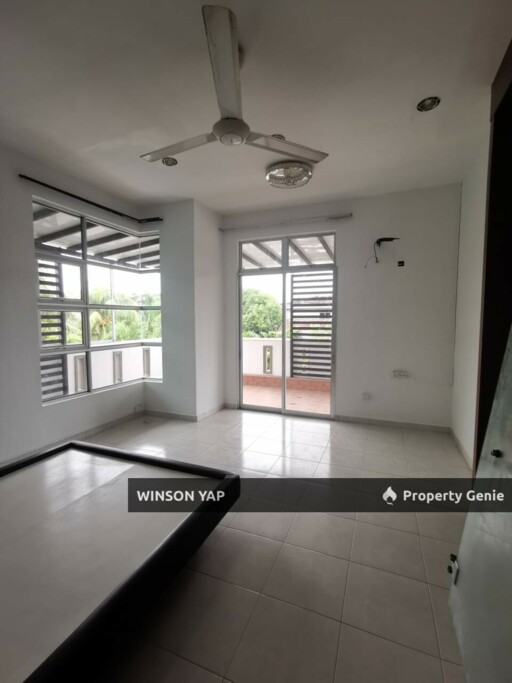 2Storey Terrace Setia Indah Precinct 9 Corner Lot Renovation Unit Nego