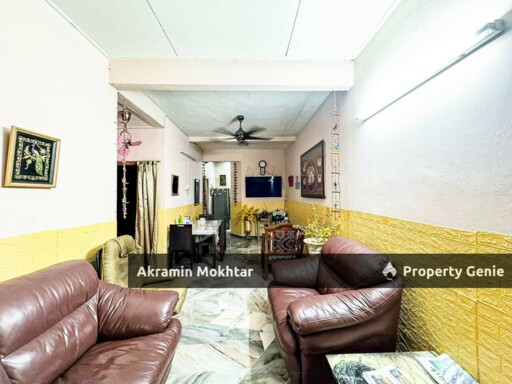 Partially Furnished & Extended | Single Storey Taman Kinrara 1 Puchong