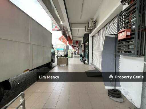 Bandar Uda Utama Three Storey Shoplot Facing Main Road