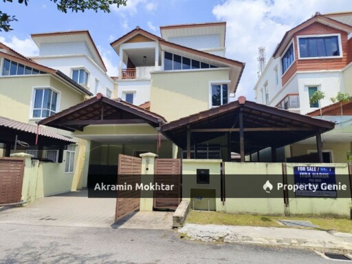 Facing Open & Renovated | 3 Storey Bungalow  SEKSYEN 4, SHAH ALAM Location : Jalan Limau Madu 4/4L,Shah Alam