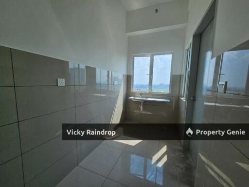 [FOR SALE] AMBER COVE RESIDENCE CORNER SPECIAL UNIT SUPER BELOW VALUE