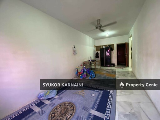 Iris Apartment Saujana Utama Sg Buloh