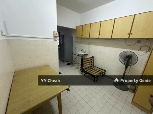 Taman Cempaka 2-storey House For Sale - Good Condition, Concrete Ceiling