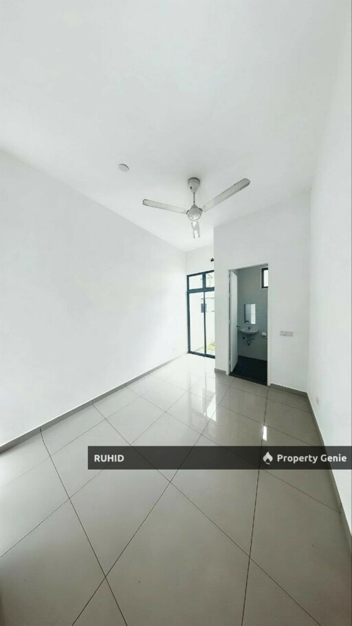 Freehold 4 Bedroom House MillsGate Eco Tropics Pasir Gudang