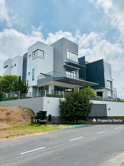 Ozana Villa 3.5 Storey Luxury Bungalow