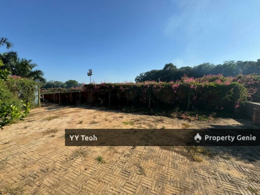 Residential Land with Ready Built British Style Bungalow @ Ayer Molek