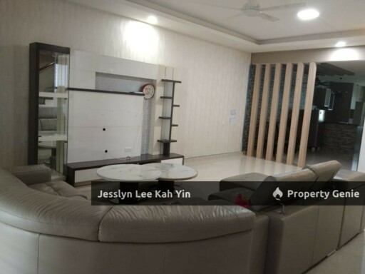 3 Storey Superlink - Taming Indah Sungai Long