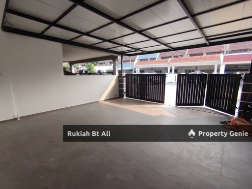 Terraced House in Melaka Tengah With 1200 sqft Size