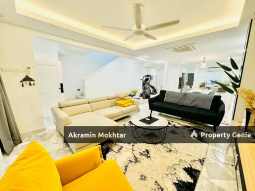 FACING OPEN & FULLY RENOVATED | 2 Storey Terrace Taman Desaria, PJS 5, Petaling Jaya .